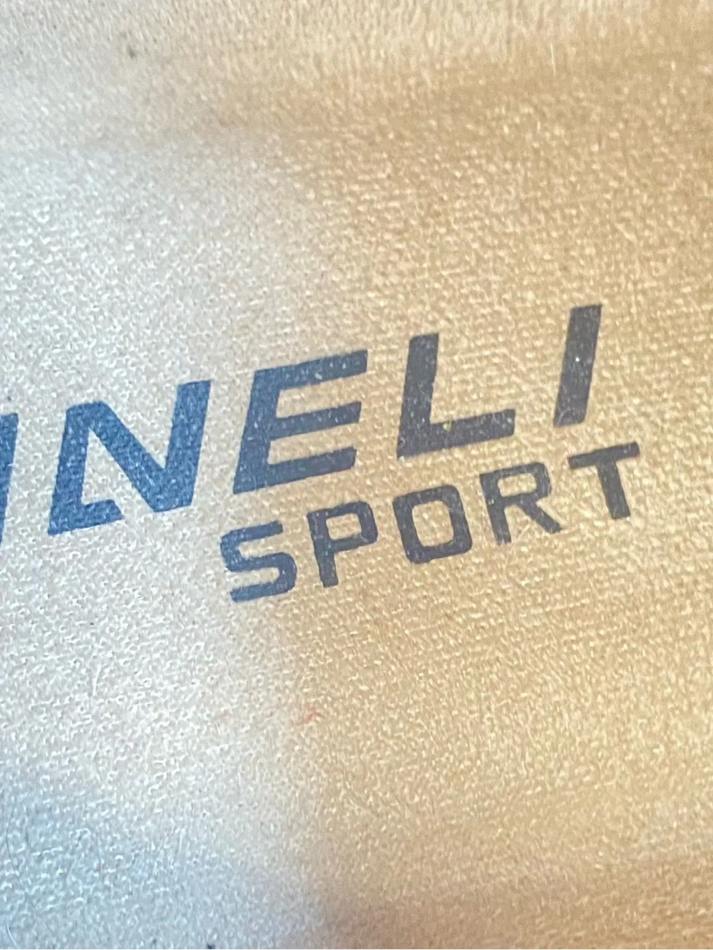 Vaneli stylish sport